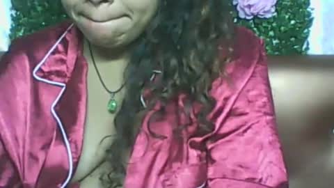 LadyXSnakes online show from November 16, 2025, 3:45 am