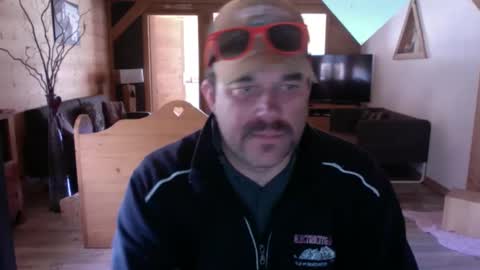 Snapshot of lafesse0119 chatting on March 10, 2025, 9:43 am lafesse online show from March 10, 2025, 9:43 am