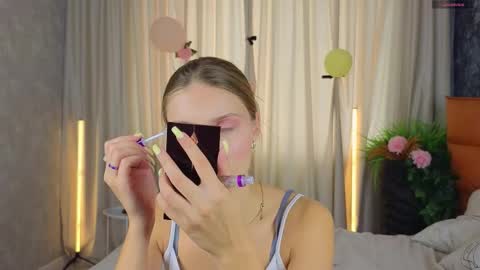 Snapshot of lafeti chatting on September 30, 2025, 6:51 am Lilia online show from September 30, 2025, 6:51 am