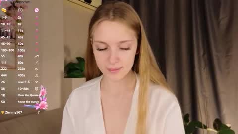 Snapshot of lafeti chatting on November 27, 2025, 6:15 am Lilia online show from November 27, 2025, 6:15 am