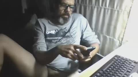 La Genova esta Dura beard boy male dick mastubate latinosexy latinohot latino glasses mature strong stronglegs online show from April 15, 2026, 5:25 am