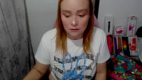  paola and a guest lol    online show from December 9, 2024, 10:00 am