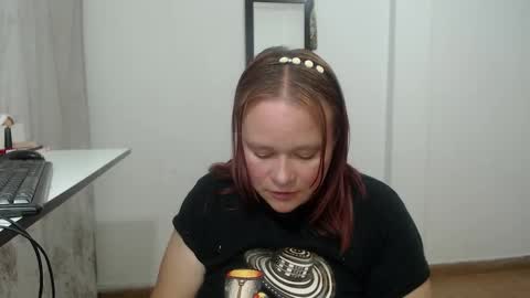  paola and a guest lol    online show from September 19, 2025, 8:49 am