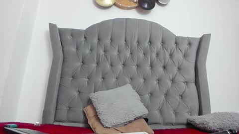 Lailacastillo online show from February 20, 2025, 1:19 pm