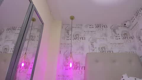   online show from February 21, 2025, 3:43 pm