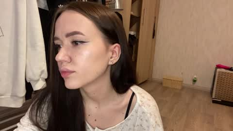 Snapshot of lakeshiaedemann chatting on June 8, 2026, 5:46 pm Katherine or just Kiki online show from June 8, 2026, 5:46 pm