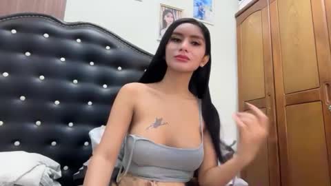 kristine online show from April 5, 2026, 11:13 pm