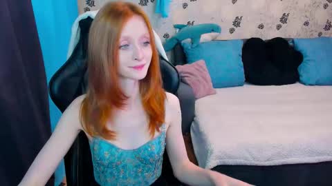 Lu  Alex online show from November 18, 2025, 10:09 am