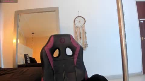 lala_demon online show from June 10, 2026, 12:48 pm