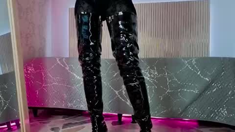 Miss Lala online show from March 26, 2026, 8:03 pm