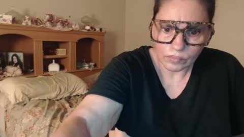 Naomi Rose online show from September 26, 2025, 4:16 am