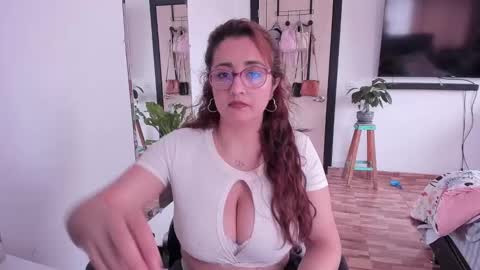  Sofi  online show from February 11, 2025, 9:35 pm