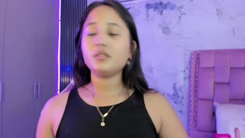 Laura online show from September 26, 2025, 12:42 pm