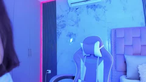 Laura online show from September 27, 2025, 12:43 pm