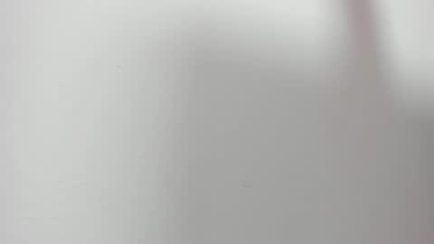 Laura online show from October 28, 2025, 12:09 pm