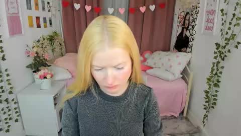 Laly online show from February 12, 2026, 8:20 am