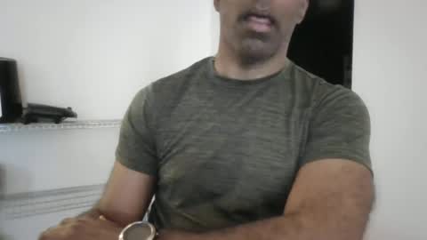 Snapshot of lamanta72hot chatting on July 4, 2026, 3:29 pm lamanta72hot online show from July 4, 2026, 3:29 pm