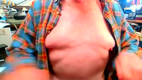 lamarbrazil online show from January 2, 2025, 11:06 pm