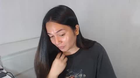 Lamery online show from April 17, 2026, 12:13 am