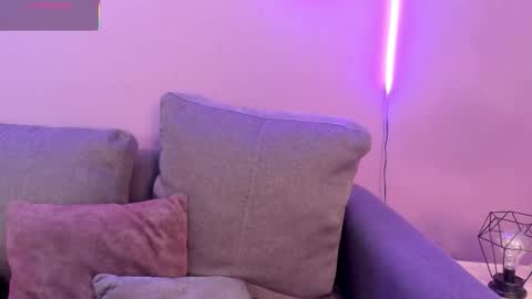    online show from September 28, 2025, 5:51 pm