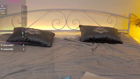 Liana online show from February 26, 2025, 5:17 pm