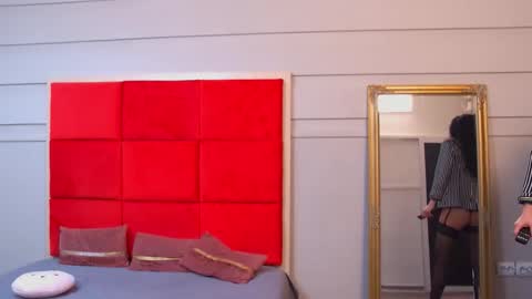 LanaBanner online show from October 22, 2025, 4:57 am