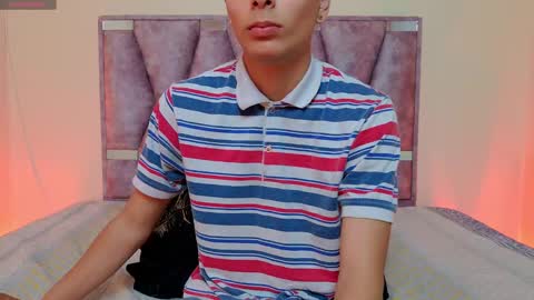 Snapshot of lana_bennett69 chatting on September 18, 2025, 10:39 am Lana online show from September 18, 2025, 10:39 am