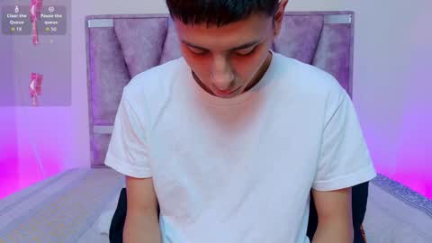 Snapshot of lana_bennett69 chatting on September 25, 2025, 10:30 am Lana online show from September 25, 2025, 10:30 am