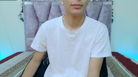 Snapshot of lana_bennett69 chatting on October 20, 2025, 10:16 am Lana online show from October 20, 2025, 10:16 am