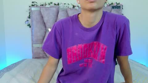 Snapshot of lana_bennett69 chatting on November 4, 2025, 9:19 am Lana online show from November 4, 2025, 9:19 am