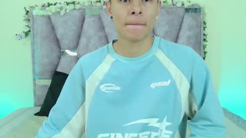 Snapshot of lana_bennett69 chatting on February 14, 2026, 10:12 am Lana online show from February 14, 2026, 10:12 am