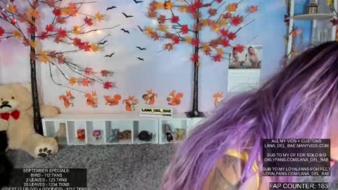 Lana Del Bae online show from September 28, 2025, 2:06 am