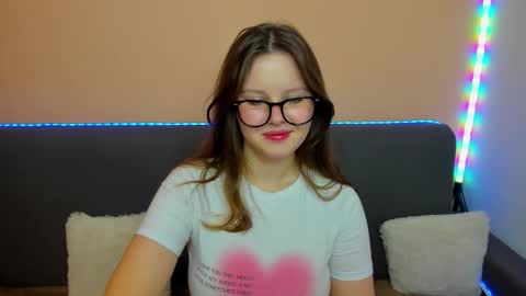 Lana online show from January 14, 2026, 2:17 am