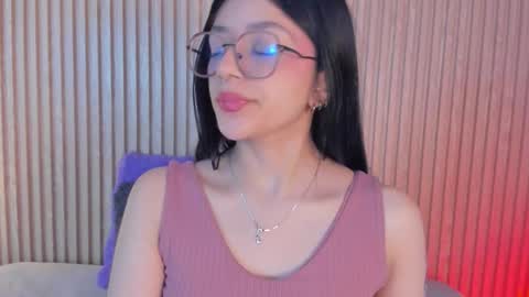 ... .          . ... online show from November 4, 2025, 12:48 pm