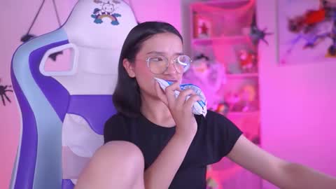 Lana online show from October 22, 2025, 12:55 am