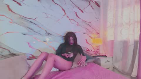 Lana online show from February 19, 2026, 2:35 pm