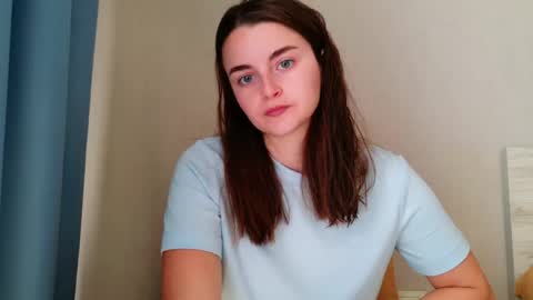 Snapshot of lana_gl chatting on May 8, 2026, 6:19 am lana_gl online show from May 8, 2026, 6:19 am
