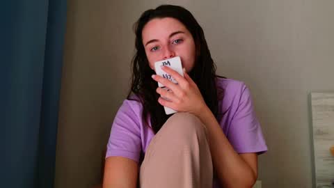 Snapshot of lana_gl chatting on May 11, 2026, 6:30 am lana_gl online show from May 11, 2026, 6:30 am