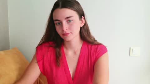 lana_gl online show from July 18, 2026, 5:22 am