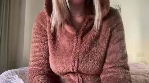 Snapshot of lana_inked chatting on February 17, 2026, 7:05 am Lana online show from February 17, 2026, 7:05 am