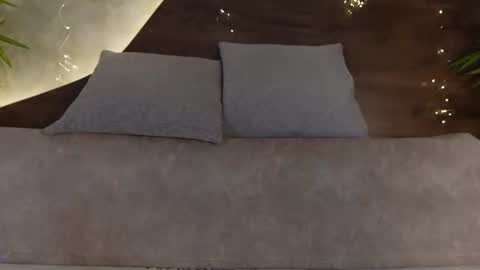 lana_lann online show from June 26, 2026, 4:06 am