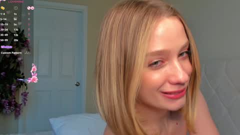 Lana online show from January 15, 2025, 8:58 pm