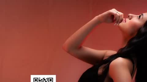 Lana Owens online show from April 15, 2026, 10:32 pm