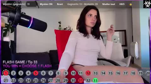 Snapshot of lana_the_virus chatting on September 29, 2025, 12:32 pm Lana The Virus online show from September 29, 2025, 12:32 pm