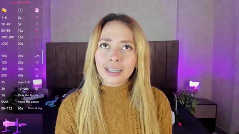 Lana online show from December 19, 2025, 4:19 am