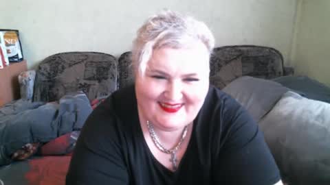 lanacat555 online show from March 11, 2025, 1:45 pm