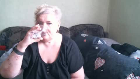 lanacat555 online show from March 24, 2026, 7:46 am