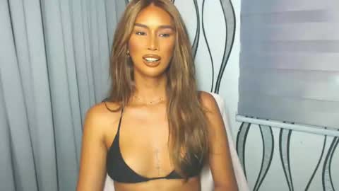 Lana online show from January 26, 2025, 3:06 am