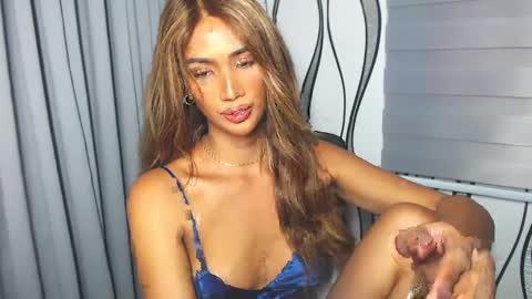 Lana online show from February 3, 2025, 3:17 pm