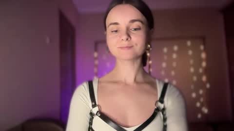 Lana online show from September 11, 2025, 10:54 pm